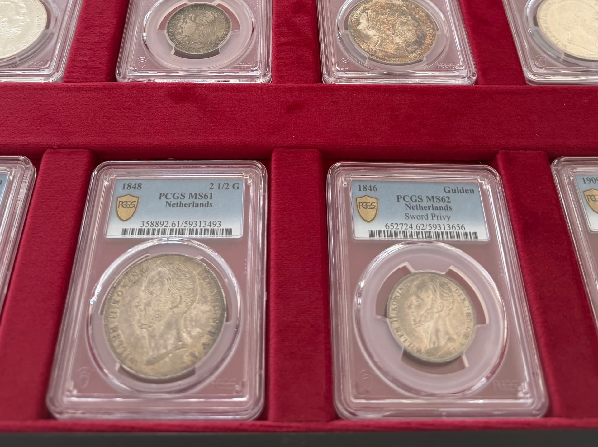 International collectors